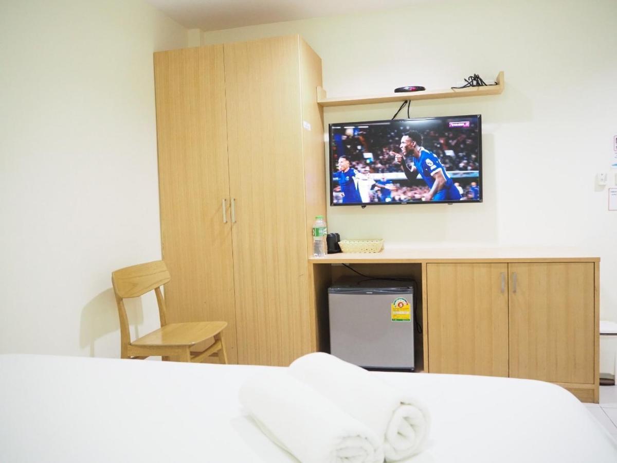 Nana Best Inn Hotel Makkasan Exterior photo